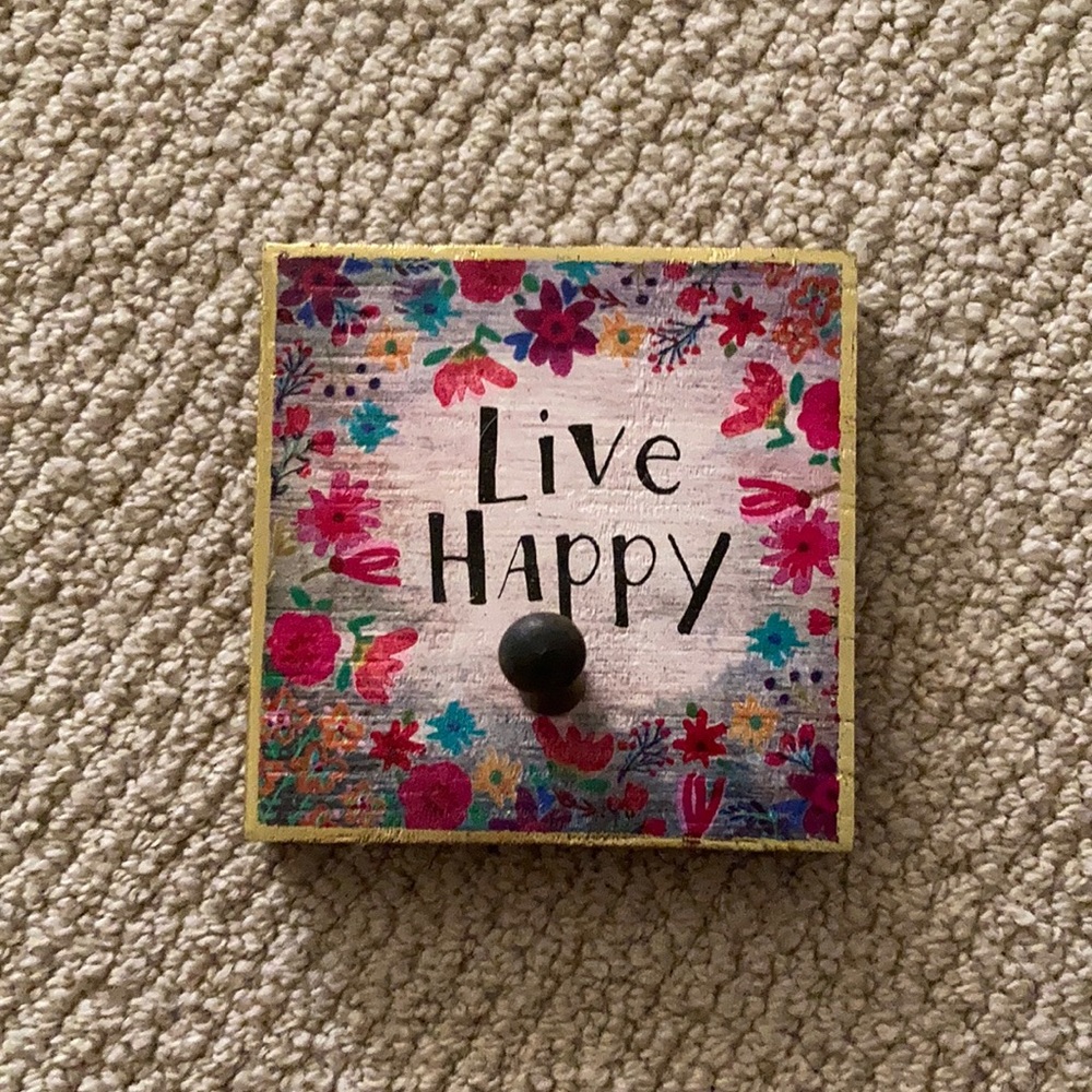 NEW Natural Life Live Happy Floral Entryway Key Holder Organizer Boho NWOT